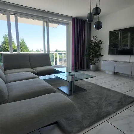 1-5 Pers. Beeindruckende Aussicht, Modern+zentral דירה