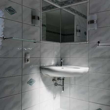 1-5 Pers. Beeindruckende Aussicht, Modern+zentral 아파트 부퍼탈