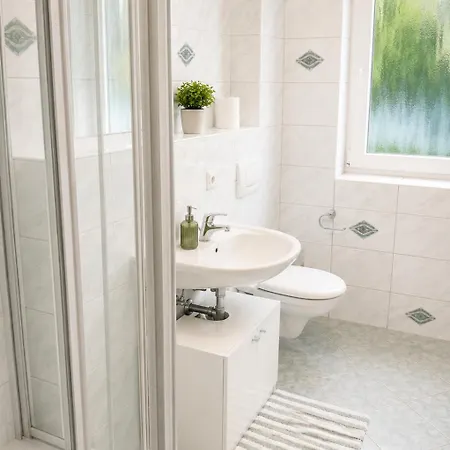 Apartment 1-5 Pers. Beeindruckende Aussicht, Modern+zentral Wuppertal