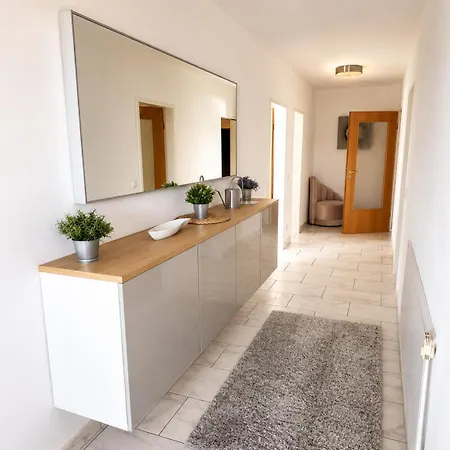 Апартаменты 1-5 Pers. Beeindruckende Aussicht, Modern+zentral Вупперталь