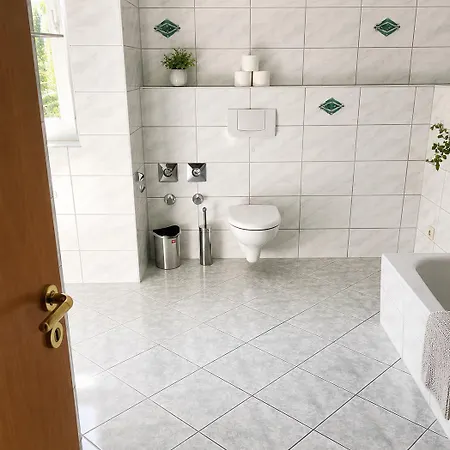 1-5 Pers. Beeindruckende Aussicht, Modern+zentral Apartment *