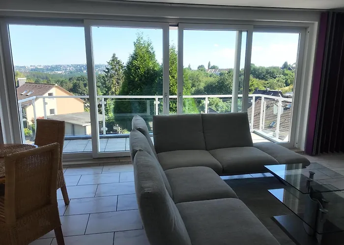 1-5 Pers. Beeindruckende Aussicht, Modern+zentral דירה וופרטל